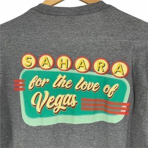 Las Vegas graphic T-shirt Small Unisex 9958 short sleeve gray Sahara